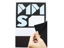 Feuille ferreuse pour support magnétique